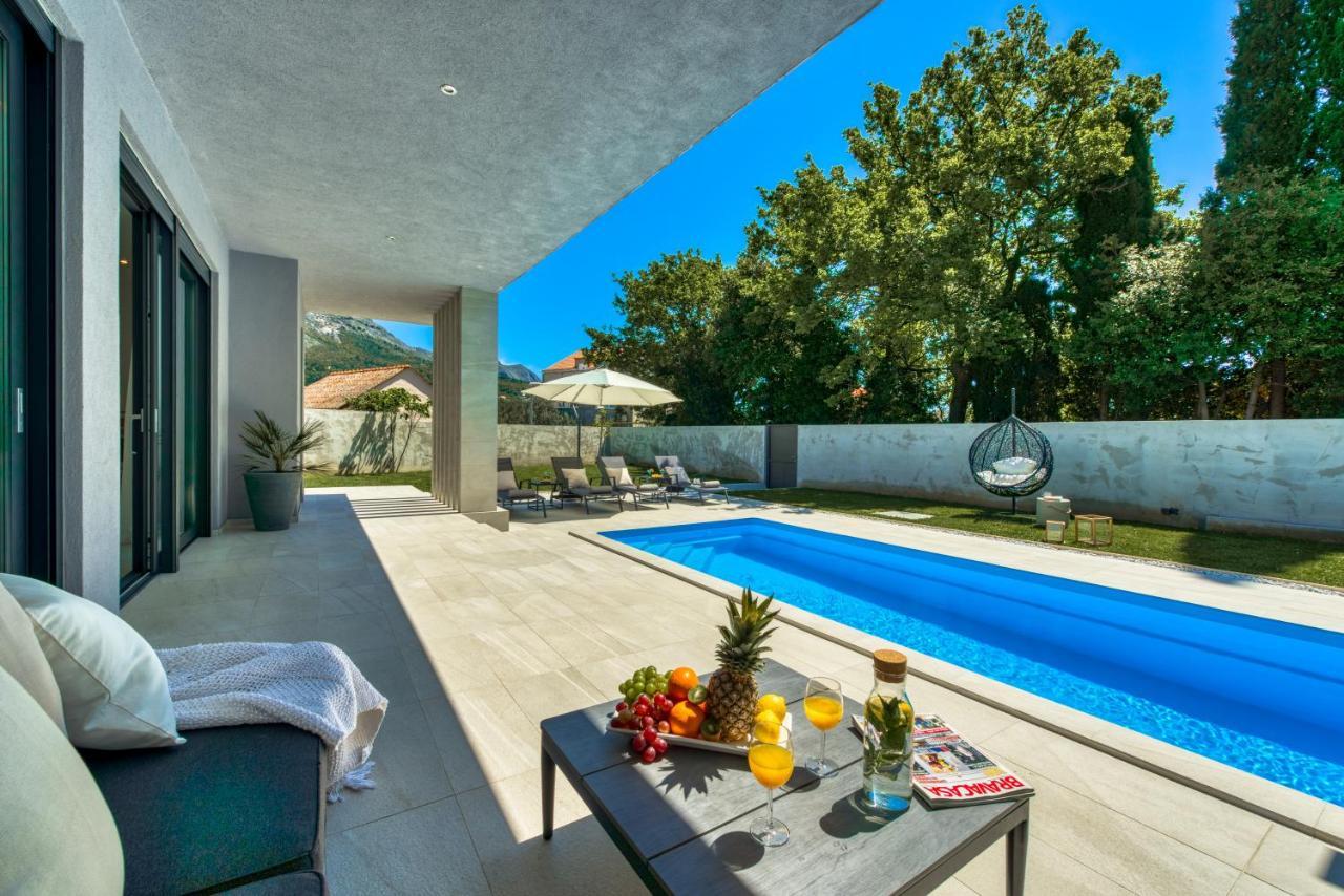 Villa Oasis - Your Luxury Home Away From Home Celopeci Exteriér fotografie
