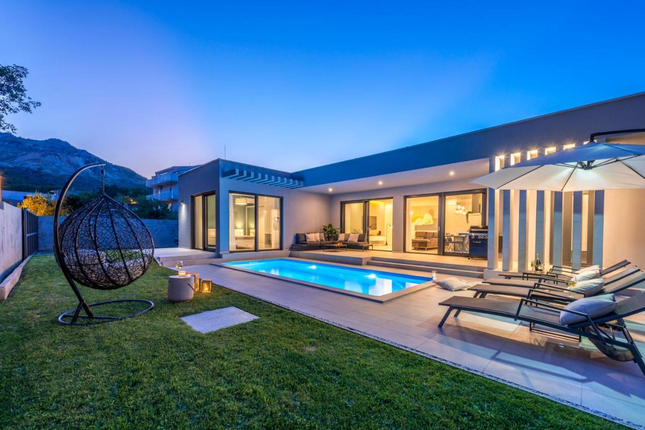 Villa Oasis - Your Luxury Home Away From Home Celopeci Exteriér fotografie